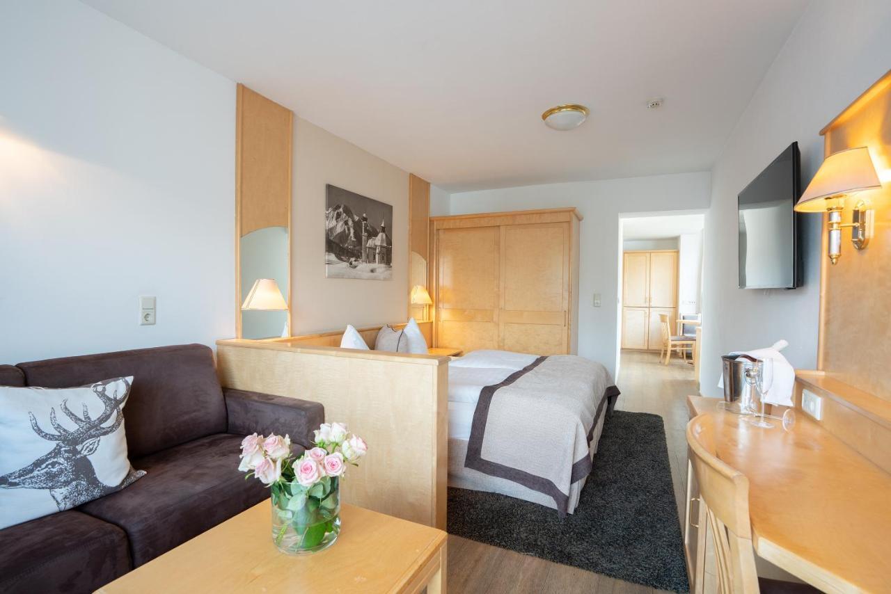 Hotel Central Seefeld in Tirol Dış mekan fotoğraf